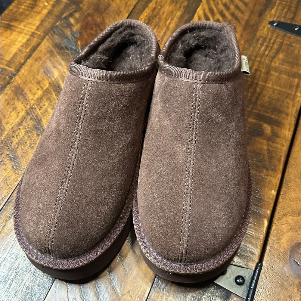 Bearpaw Caroline Suede Platform Slippers - Women's Size 8 Like New